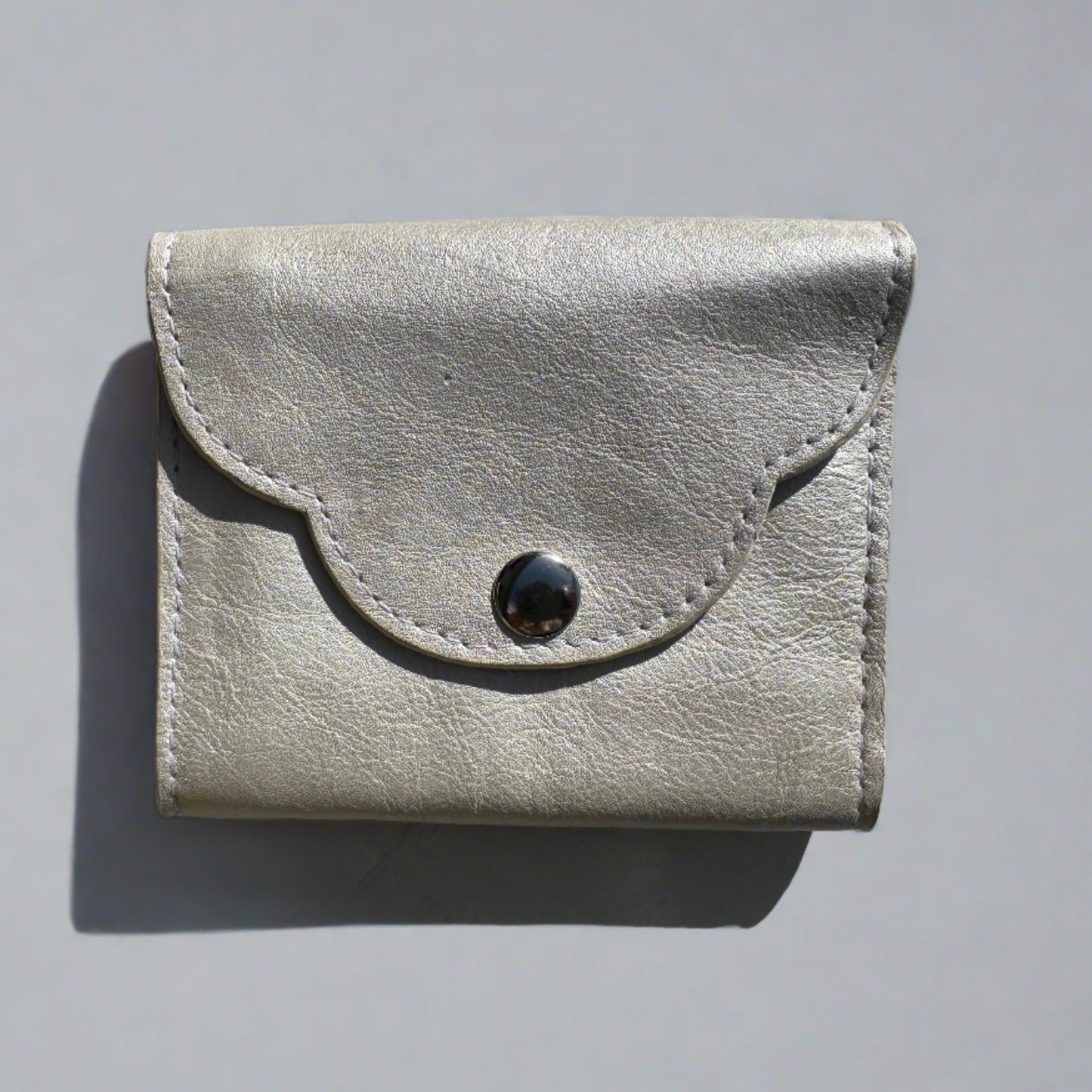 Handmade Leather Scalloped Wallet
