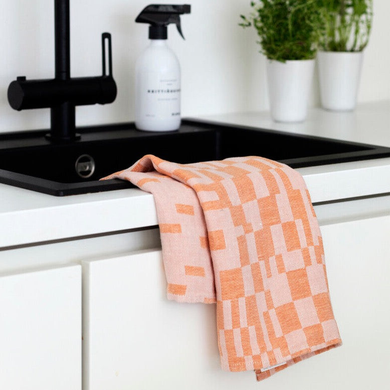 Lapuan -  Koodi Dish Towel 48x70cm-Rust/Rose